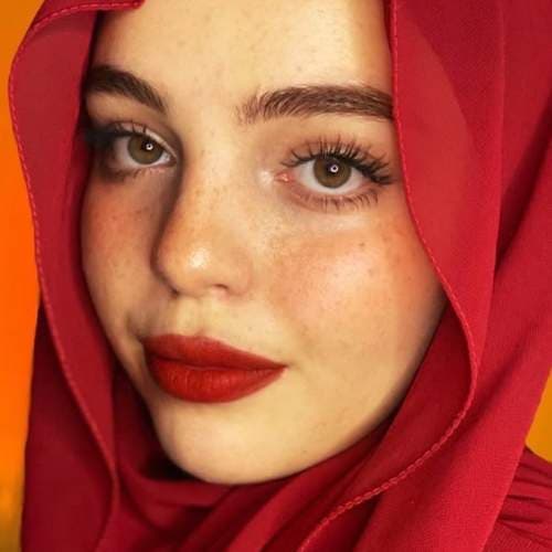 نور مزوغي